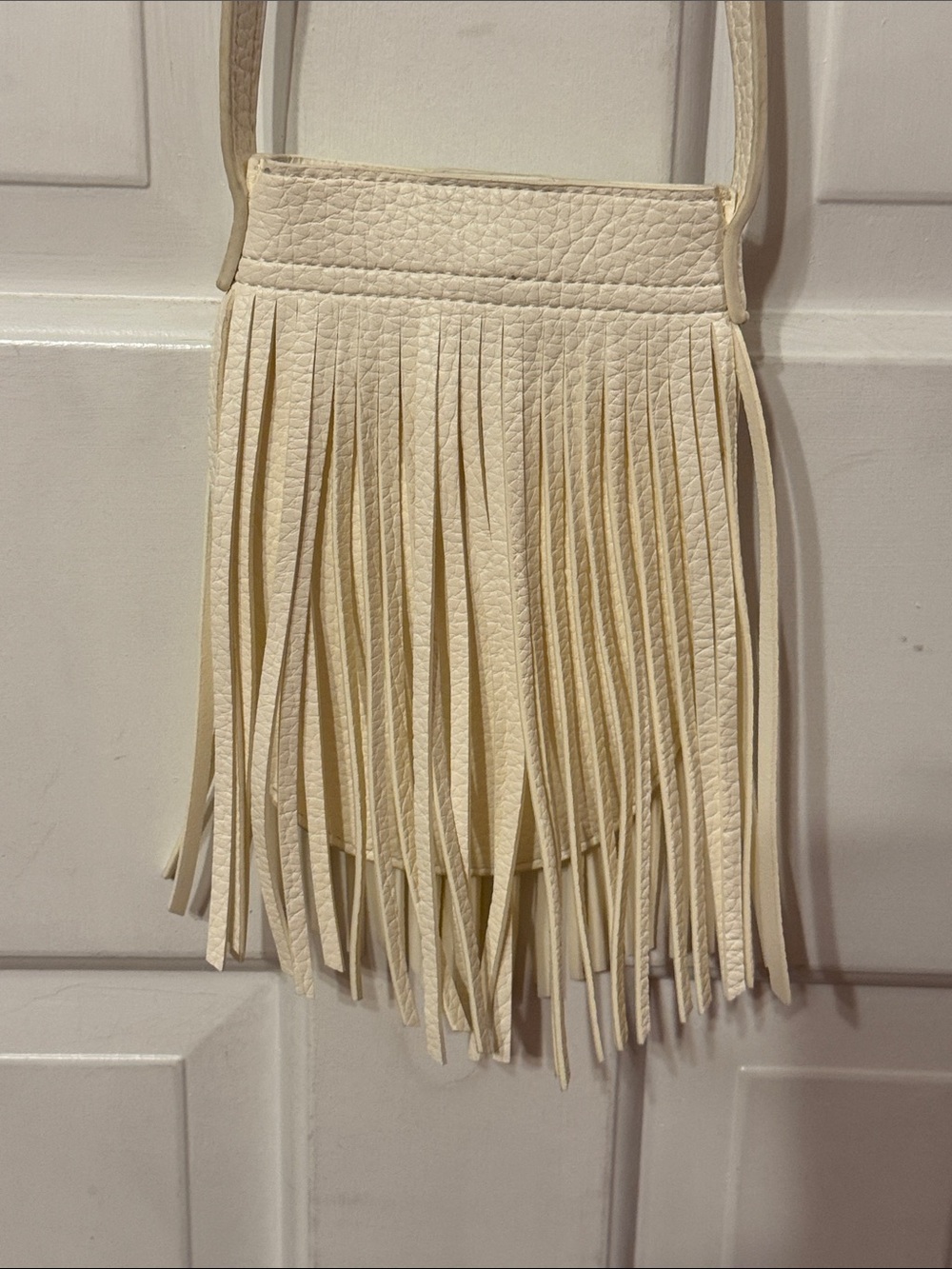 Small white fringe crossbody purse bag